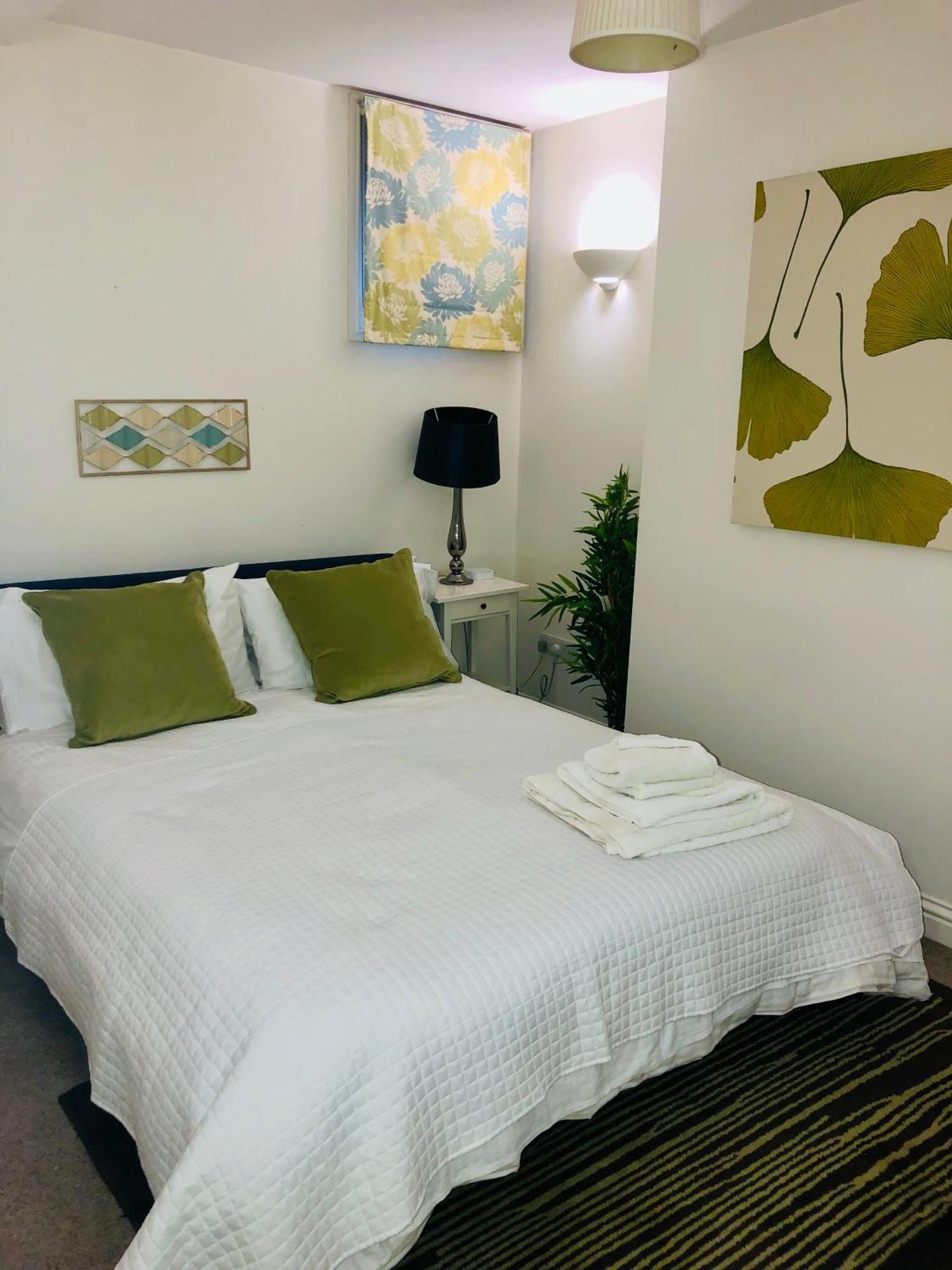 Luxury Apartment In The Heart Of باث المظهر الخارجي الصورة